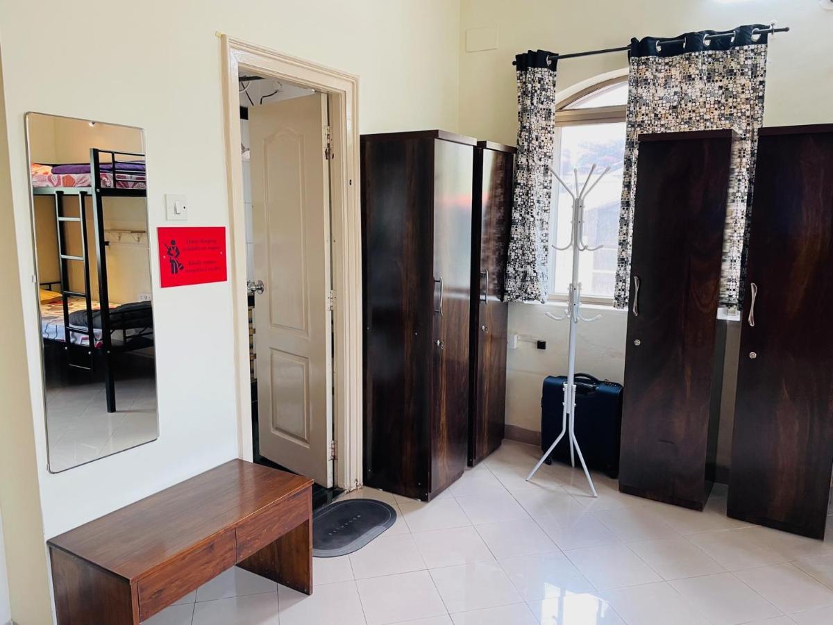 Hostel Lifespace- Twin Bungalow With Pods, Bunks, Private Rooms, Cowork & Cafe Pune Exterior foto